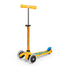 Load image into Gallery viewer, Bladeworx Scooter Micro Mini Deluxe LED Scooter -  FREE MATCHING BELL